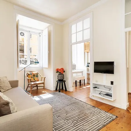 Charming 1 Bedroom In Mouraria By Guestready