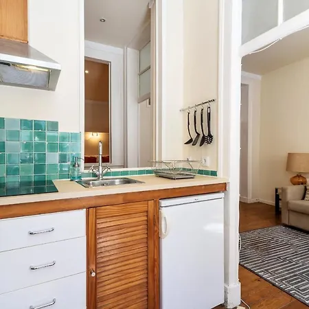Charming 1 Bedroom In Mouraria By Guestready * Lisboa